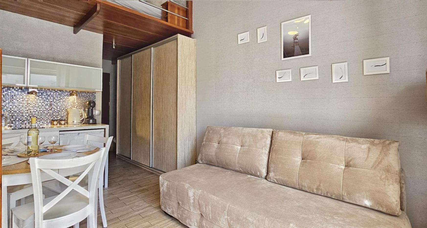 Holiday Home Slavia New 11 Z Antresola I Balkonem Przy Plazy Мендзиздроє Екстер'єр фото
